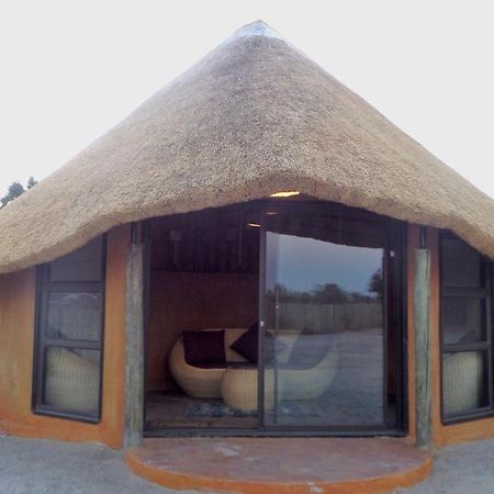Ongula Village Homestead Lodge Omupumba Стая снимка