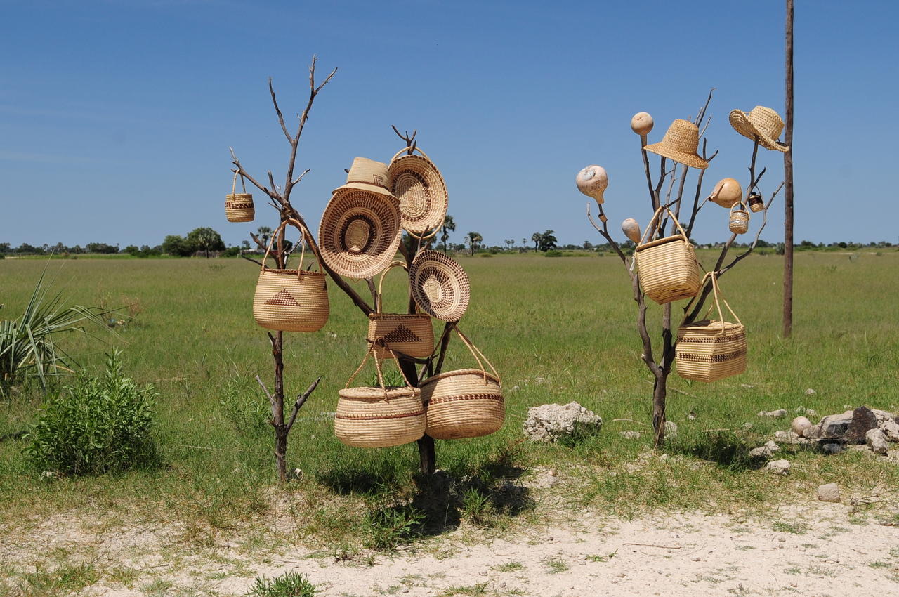Ongula Village Homestead Lodge Omupumba Екстериор снимка