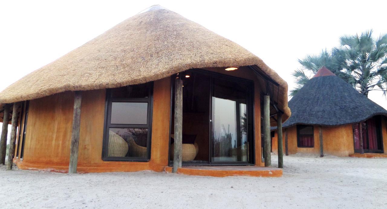 Ongula Village Homestead Lodge Omupumba Стая снимка